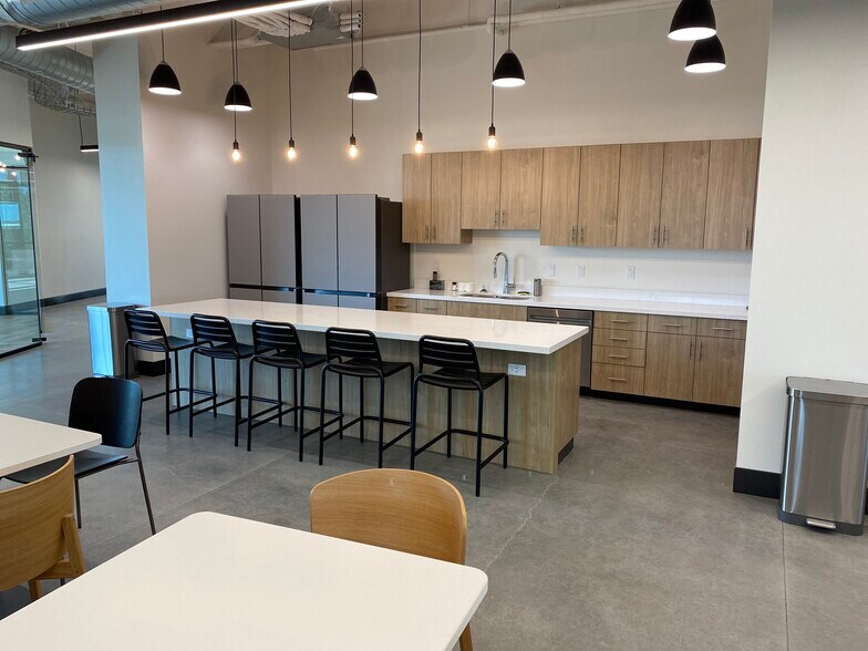 More Photos Of 139 N Hunter Grove Ln, Lehi Office For Lease