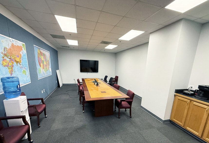 More Photos Of 400 Industrial Dr, Birmingham Refrigeration Cold Storage For Lease