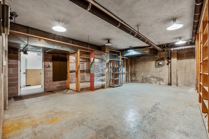 More Photos Of 142 W Palace Ave, Santa Fe Office Residential For Sale