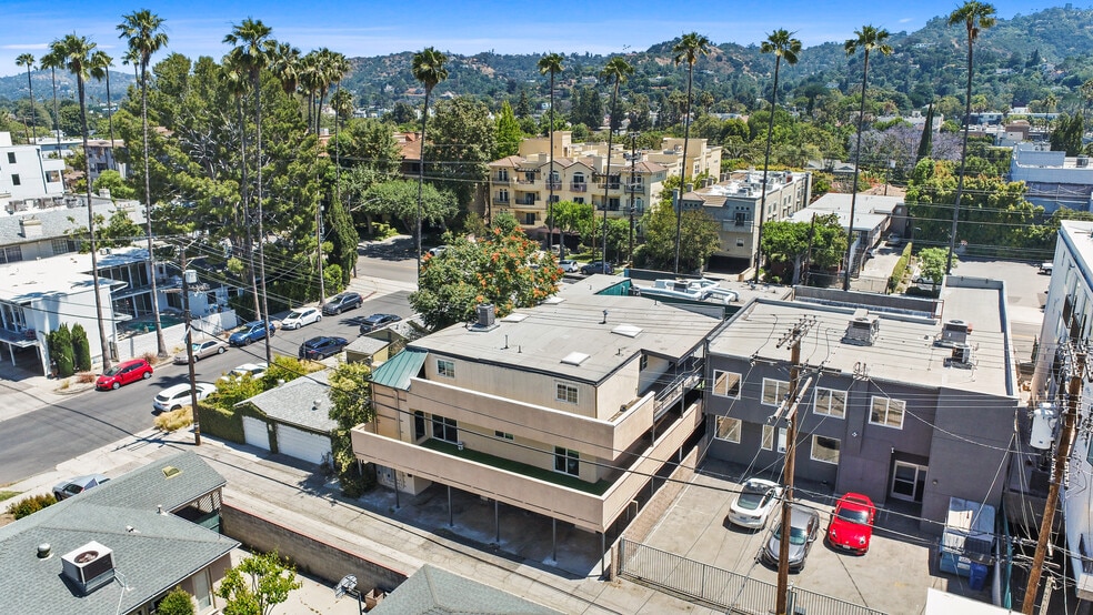 More Photos Of 13257-13259 Moorpark St, Sherman Oaks Office Residential For Sale
