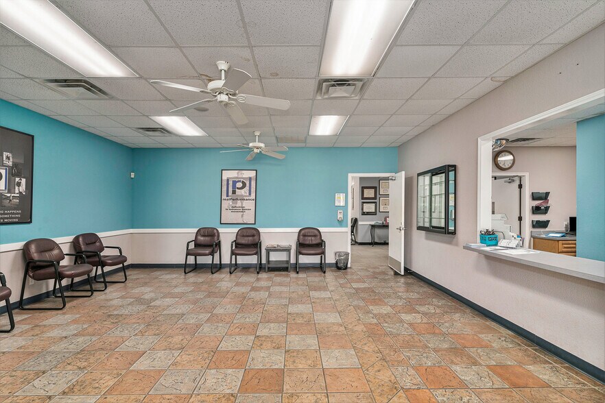 More Photos Of 1014 N Nolan River Rd, Cleburne Medical For Sale