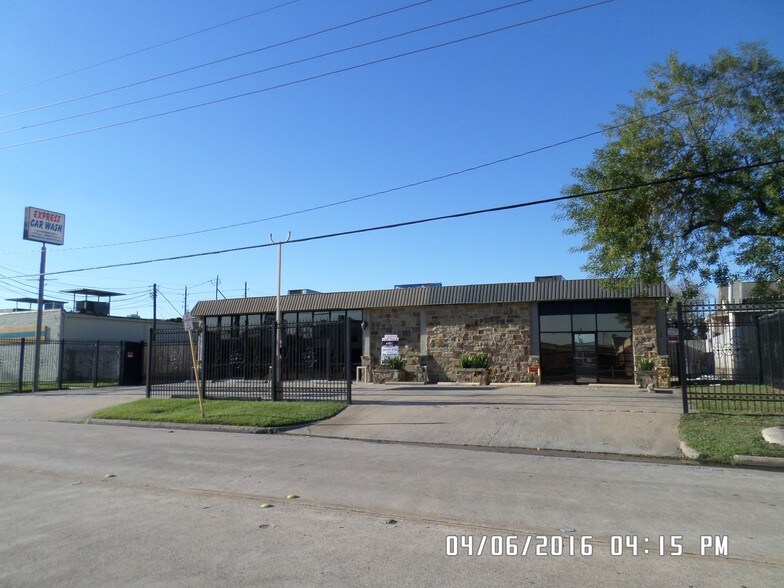 More Photos Of 2222 Cypress Landing Dr, Houston Storefront Retail Office For Sale