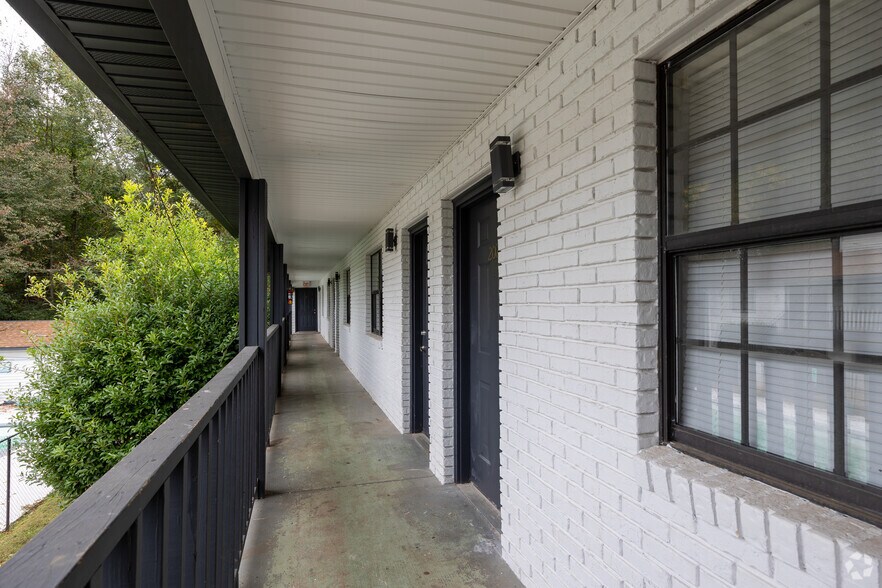More Photos Of 3656 Browns Bridge Rd, Gainesville Apartments For Sale