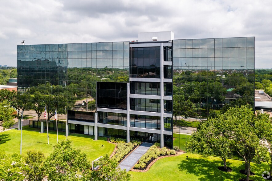 More Photos Of 11000 Richmond Ave, Houston Office For Lease