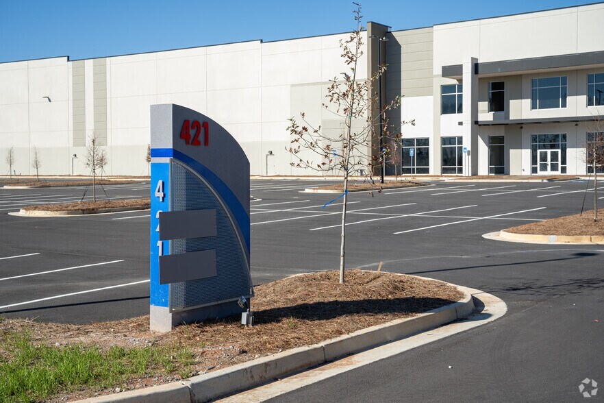 More Photos Of 421 Toy Wright Rd, Pendergrass Industrial For Sale