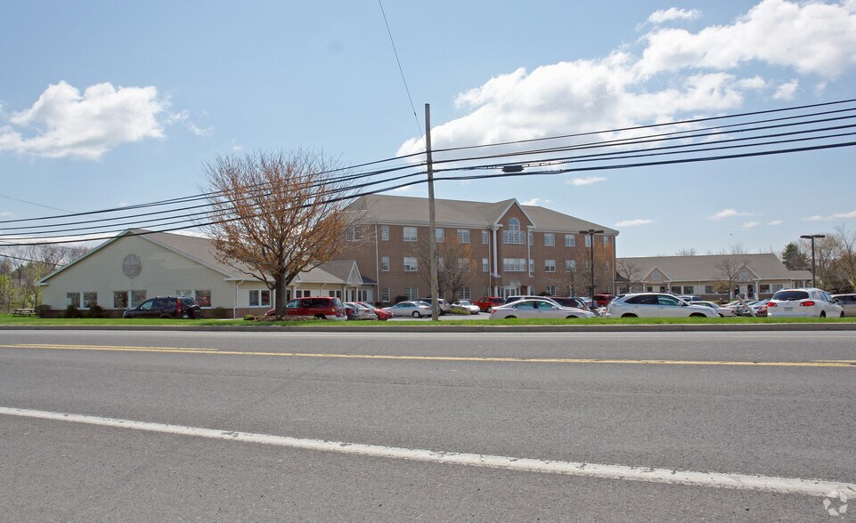 More Photos Of 2151 Linglestown Rd, Harrisburg Medical For Sale