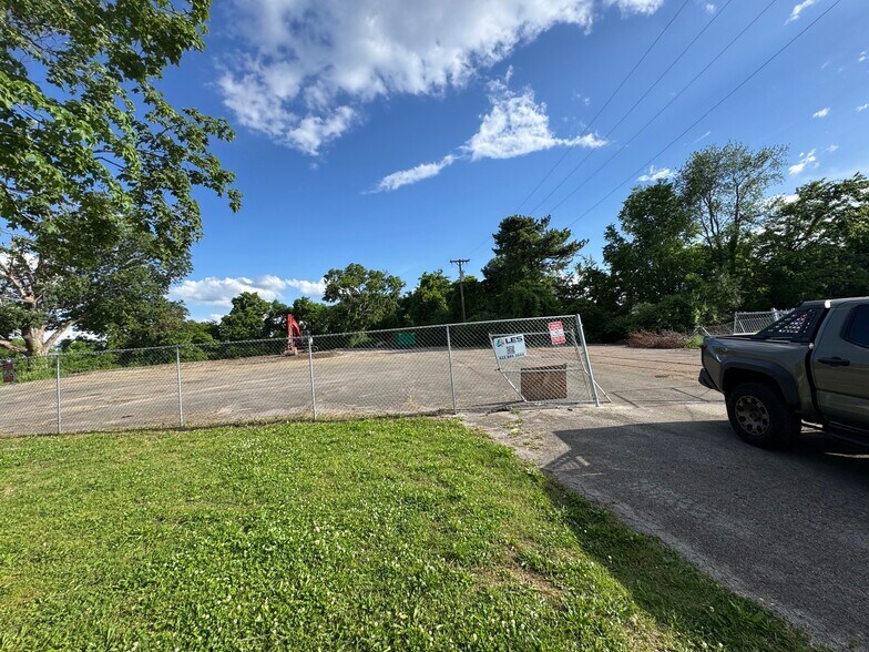 More Photos Of 2739 Old Elm Hill Pike, Nashville Land For Sale