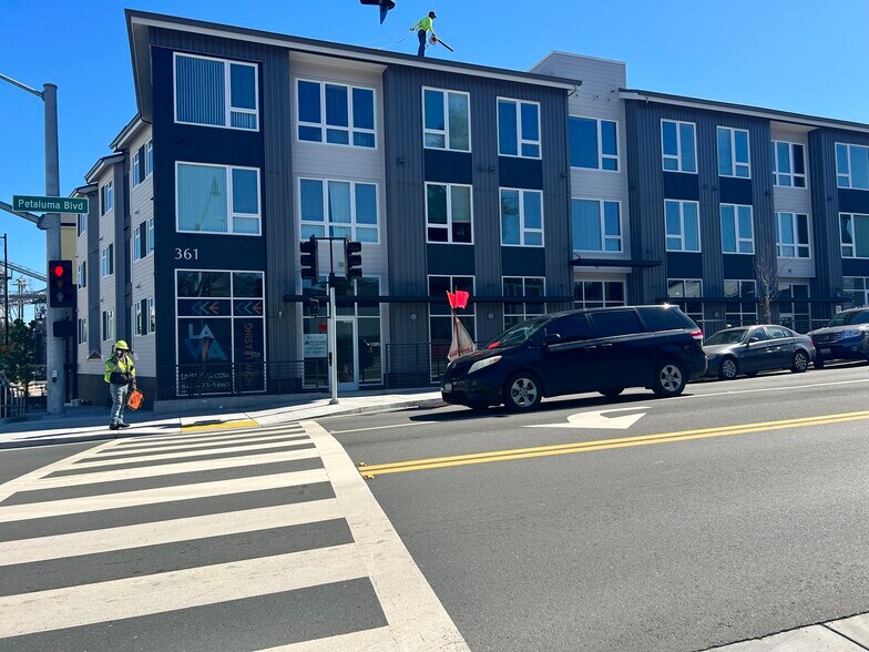 More Photos Of 350 N Water St, Petaluma Multifamily For Sale