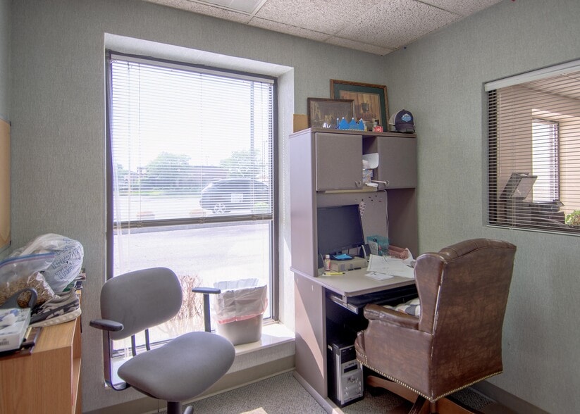 More Photos Of 750 Salem Dr, Owensboro Medical For Lease