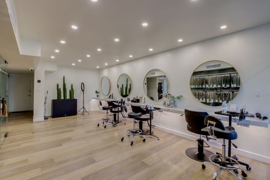 More Photos Of 7355 E Shoeman Ln, Scottsdale Office For Lease