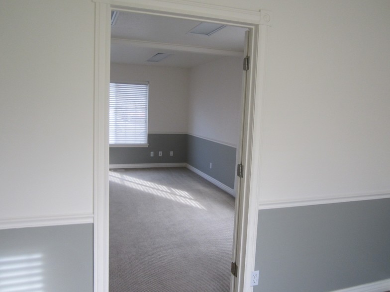 More Photos Of 194 E 860 S, Orem Office For Lease