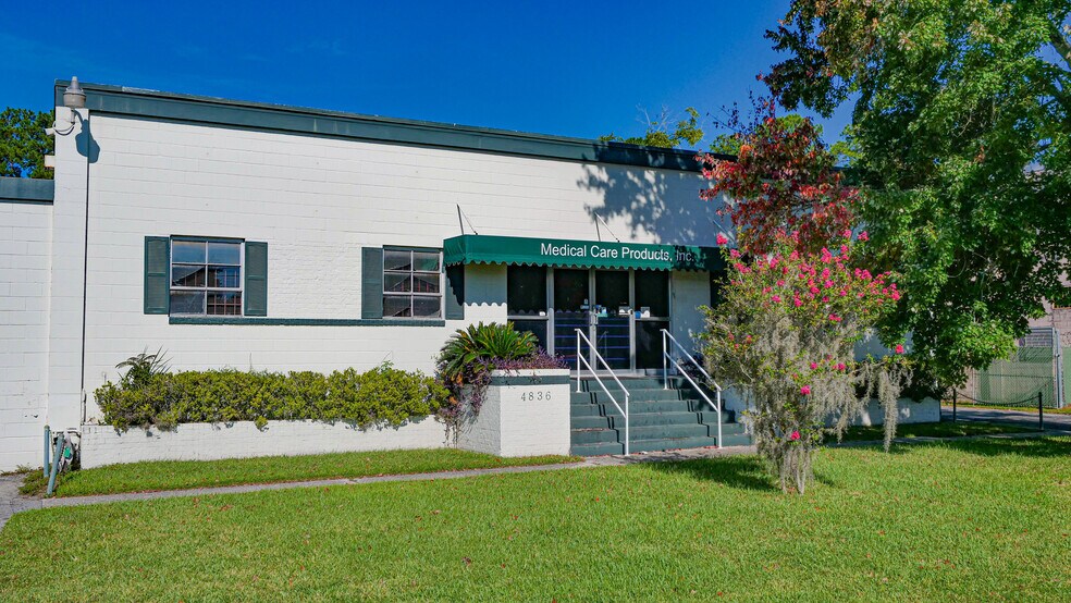 More Photos Of 4836 Victor St, Jacksonville Flex For Sale