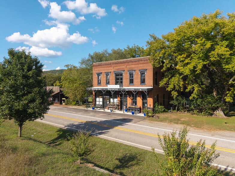 More Photos Of 411 E Front Ave, Chester Hospitality For Sale