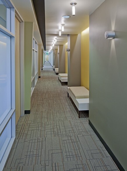 More Photos Of 6912 S Quentin St, Centennial Light Distribution For Lease