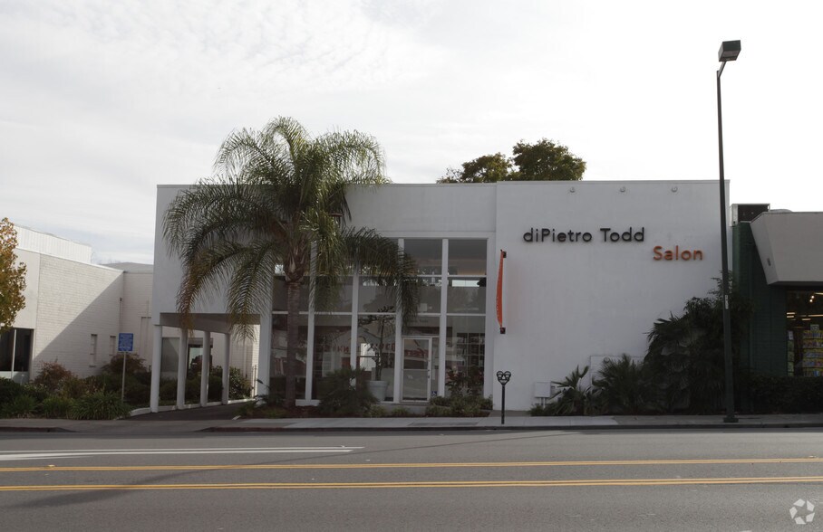 More Photos Of 1919 Mount Diablo Blvd, Walnut Creek Freestanding For Lease