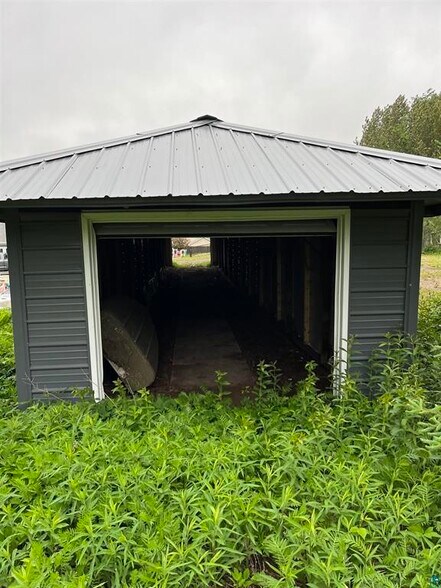 More Photos Of 4776 Hermantown Rd, Hermantown Freestanding For Sale