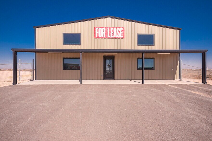 More Photos Of 14010 W Silver Fox Trl, Odessa Warehouse For Lease