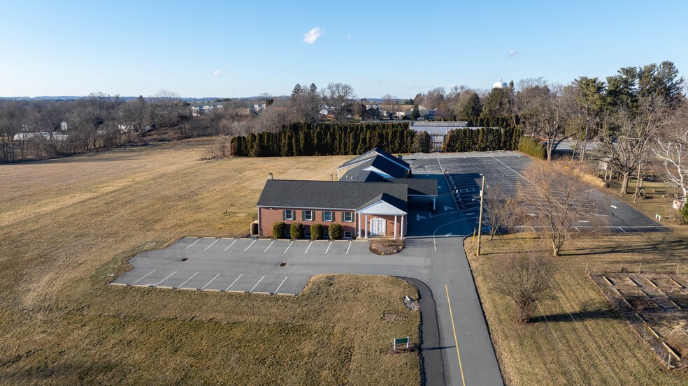 More Photos Of 121 Walnut Hill Rd, Millersville Religious Facility For Sale