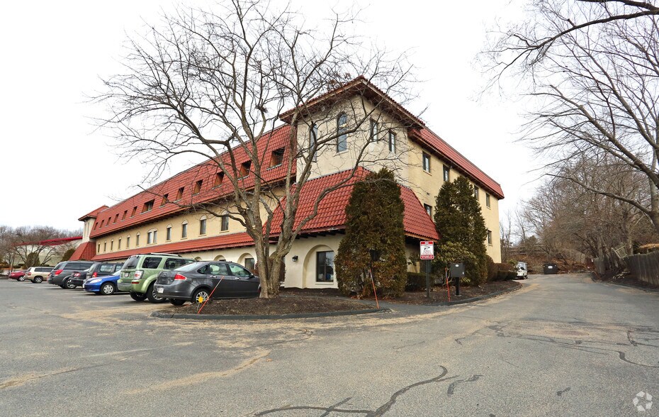 More Photos Of 415 Boston Tpke, Shrewsbury Office For Lease