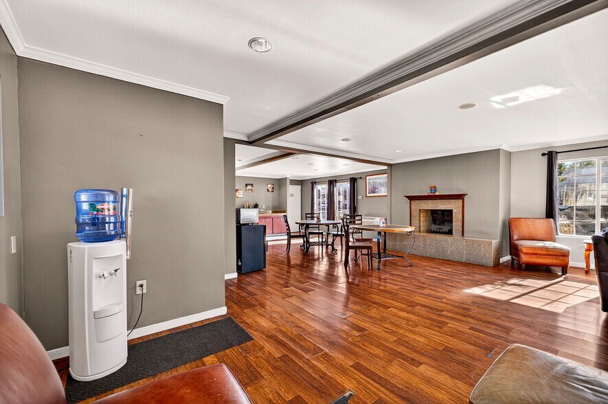 More Photos Of 725 Broadway St, Chico Hotel For Sale