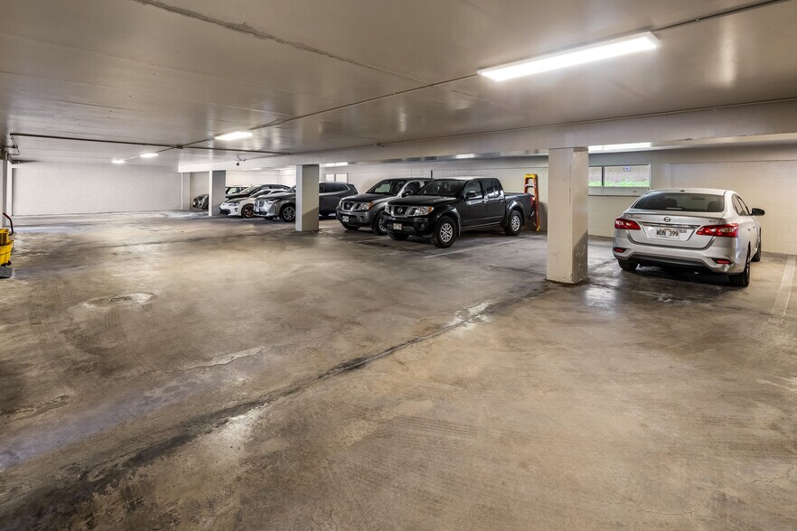 More Photos Of 441 Walina St, Honolulu Apartments For Sale