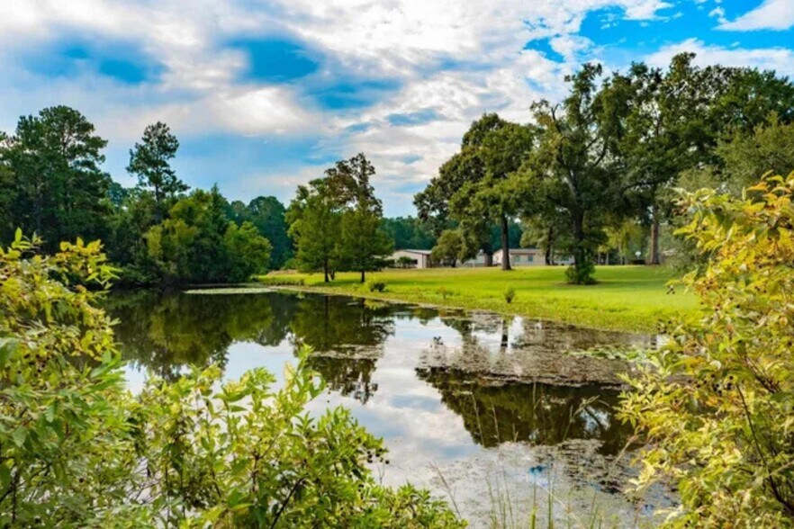 More Photos Of 12244 Serenity Rose Dr, Conroe Lodge Meeting Hall For Sale