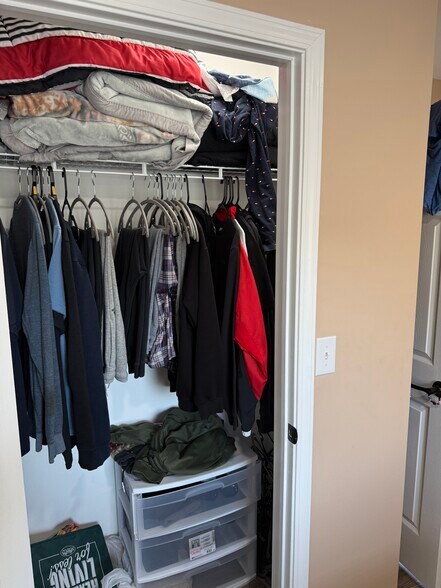 More Photos Of 4881 Pittsburgh Rd, Harrisville Light Distribution For Sale