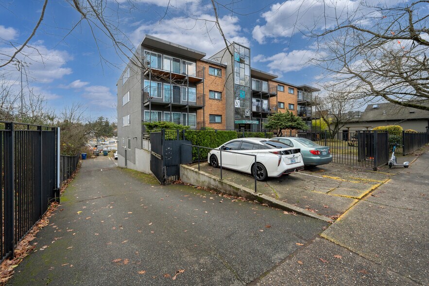 More Photos Of 8630 Rainier Ave S, Seattle Multifamily For Sale