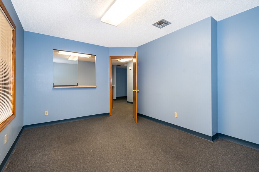 More Photos Of 13330 W Colonial Dr, Winter Garden Medical For Lease