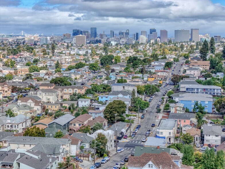 More Photos Of 2246 23rd Ave, Oakland Apartments For Sale