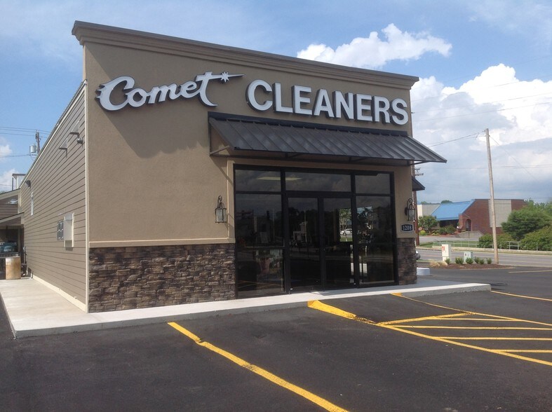 More Photos Of 1200 S Waldron Rd, Fort Smith Unknown For Sale