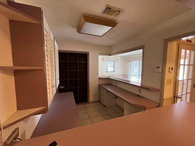 More Photos Of 6201 Dr Martin Luther King Jr St S, Saint Petersburg Medical For Lease