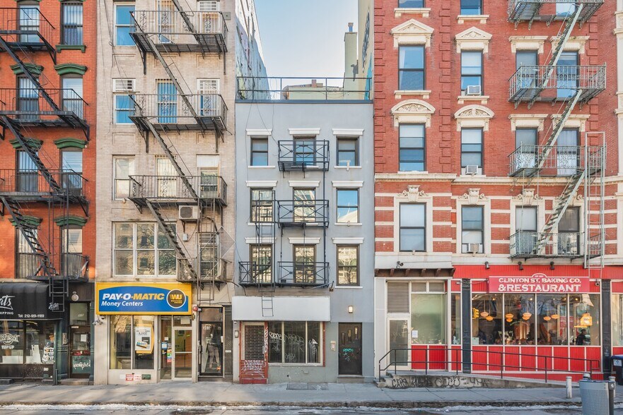 More Photos Of 301 E Houston St, New York Apartments For Sale