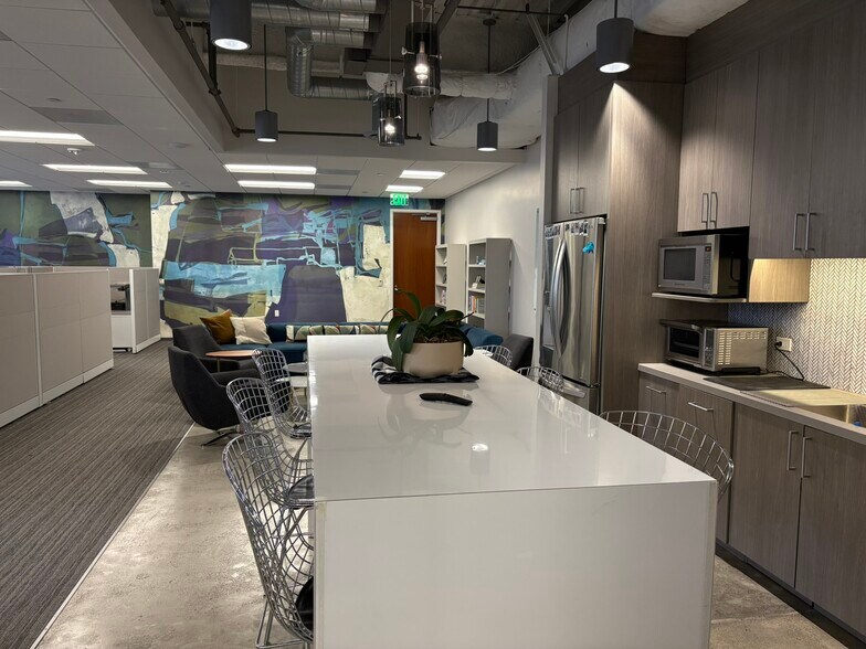 More Photos Of 110 W A St, San Diego Office For Lease