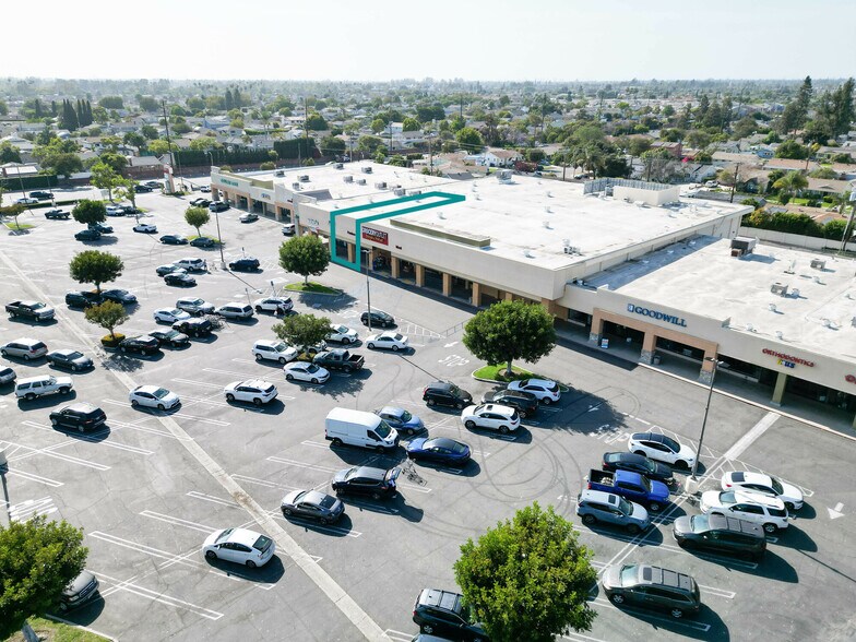 More Photos Of 8105-8195 E Wardlow Rd, Long Beach Unknown For Lease