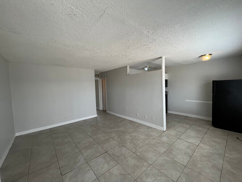 More Photos Of 2204 Sunrise Ave, Las Vegas Apartments For Sale