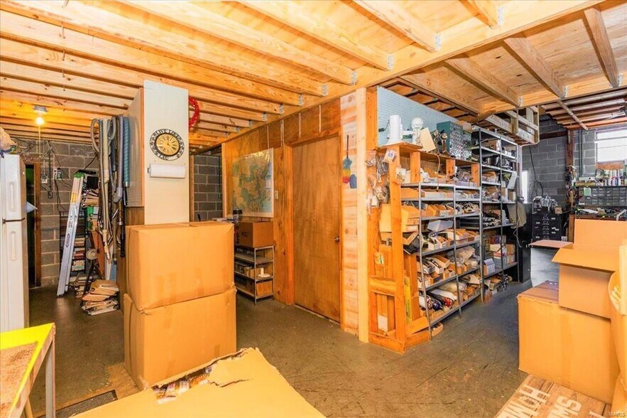 More Photos Of 9979 Watson Rd, Saint Louis Storefront Retail Office For Sale