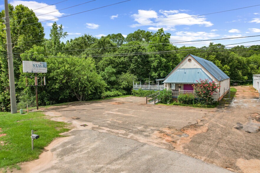 More Photos Of 2563 Ross Clark Cir, Dothan Sports And Entertainment For Sale