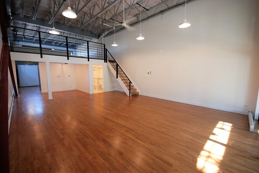 More Photos Of 3377 Blake St, Denver Office Residential For Lease