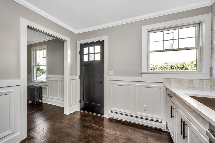 More Photos Of 200 Main St, Eastchester Apartments For Sale