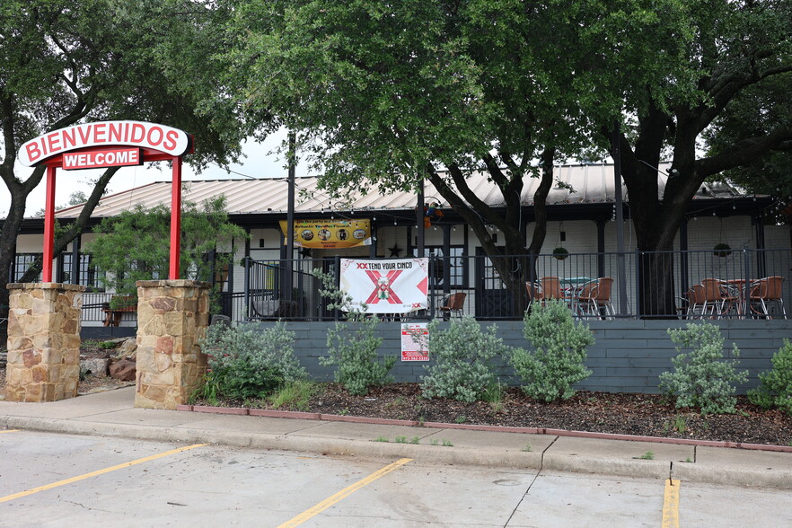 Primary Photo Of 1222 N Central Expy, McKinney Restaurant For Sale