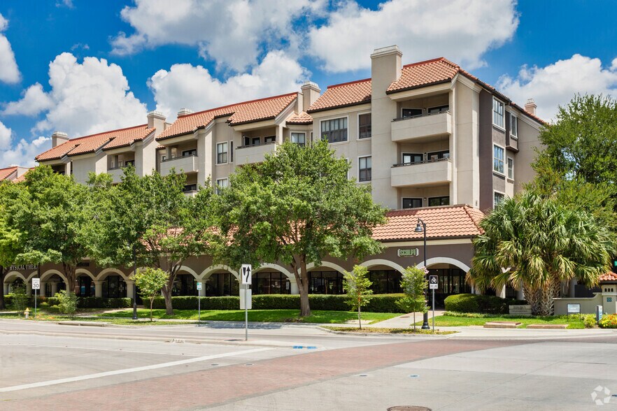 More Photos Of 385 E Las Colinas Blvd, Irving Apartments For Lease