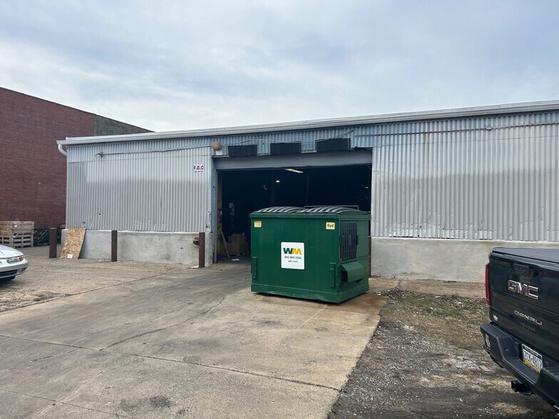 More Photos Of 3380 Tulip St, Philadelphia Warehouse For Sale
