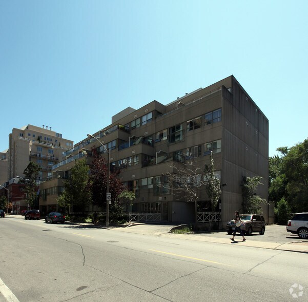 Primary Photo Of 111 Merton St, Toronto Apartments For Lease