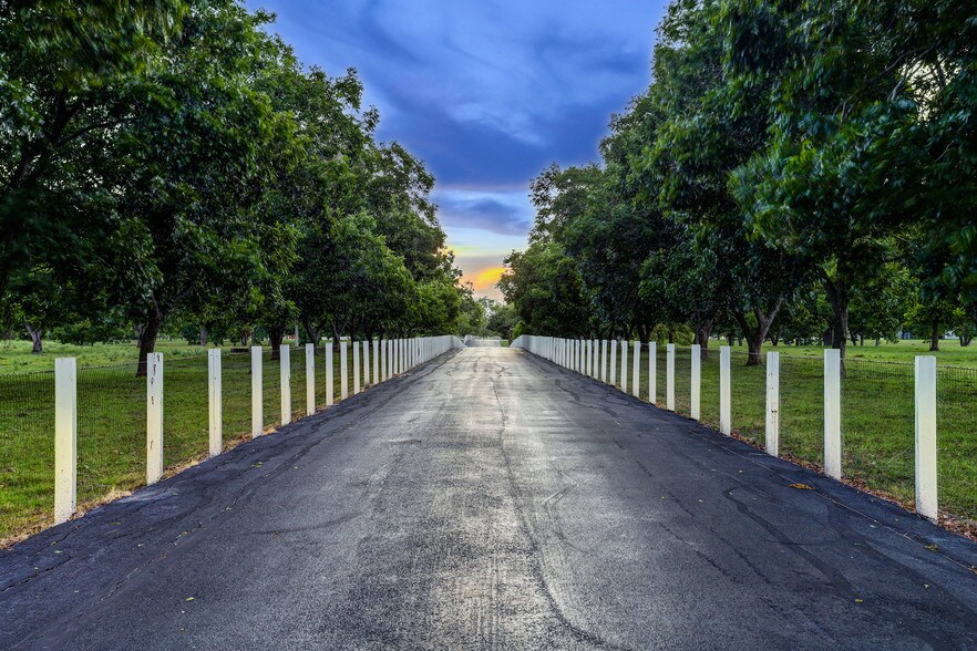 More Photos Of 4309 Bowser Rd, Fulshear Land For Sale