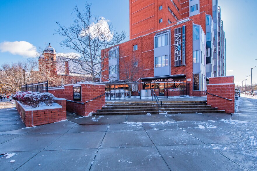 More Photos Of 250 Main St, Hartford Apartments For Lease