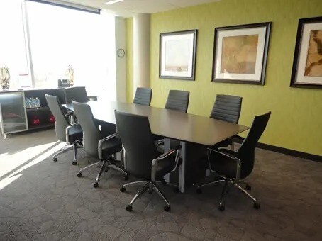 More Photos Of 9160 Boul Leduc, Brossard Coworking Space