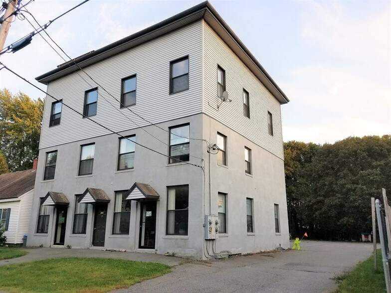 Primary Photo Of 117-123 Mill St, Orono Office Residential For Sale