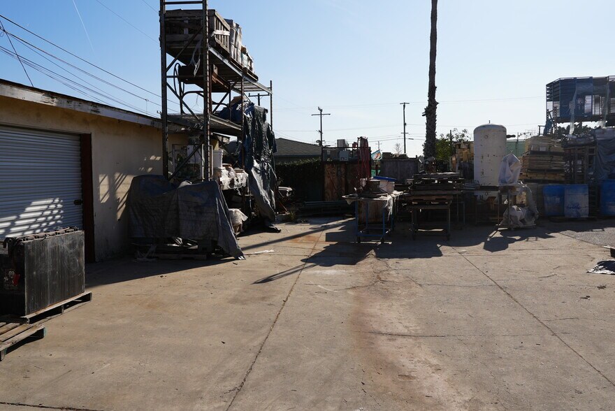 More Photos Of 1635 W 145th St, Gardena Warehouse For Sale