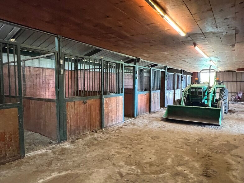 More Photos Of 7445 County Road 1232, Godley Land For Sale